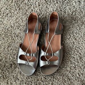 L'Amour Des Pieds Metallic Sandals size 7.5